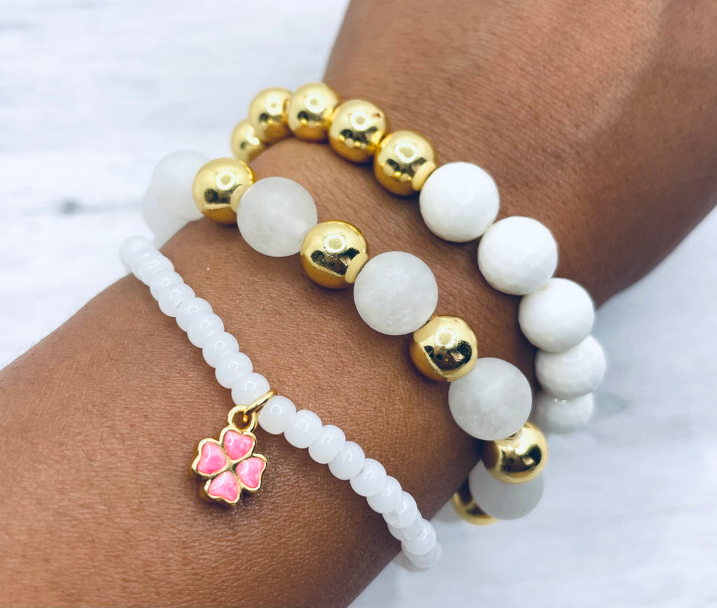 beeeeu white and pink with gold bracelet set 